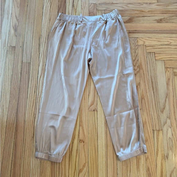 CAMI NYC Women’s Silk Jogger Pants - Picture 3 of 3